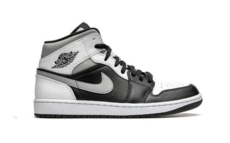 nike jordan dames grijs zwart|jordan 1 sneaker.